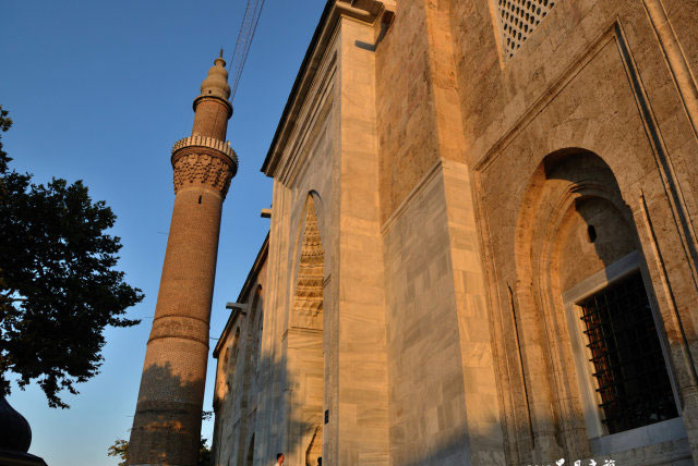 乌卢清真寺