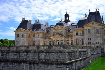 Chateau de Vaux-le-Vicomte Fountain Disp