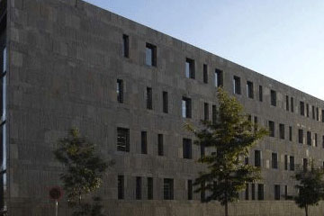 庞培法布拉大学图书馆
