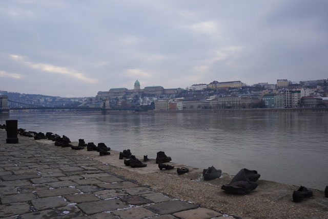 多瑙河畔鞋