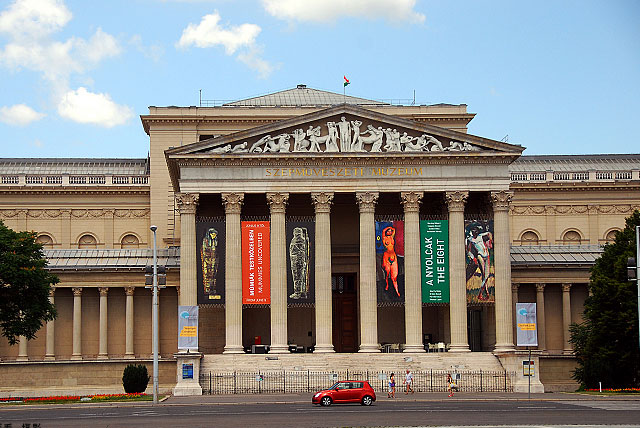 布达佩斯艺术品博物馆