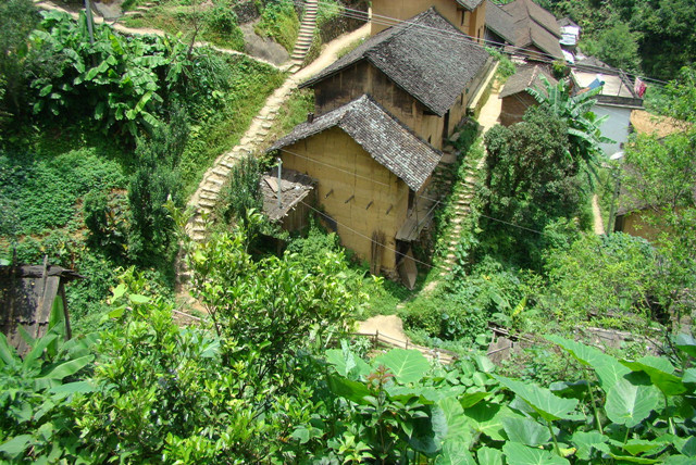 瑶山民族村寨