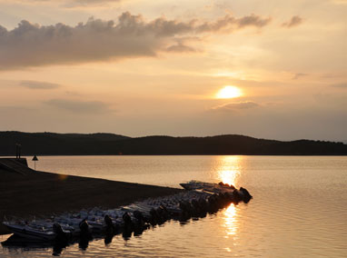 夕阳西下 镜泊湖之美