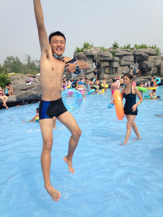 体验不一样的跟团游【热高水乐园、薰衣草庄园】