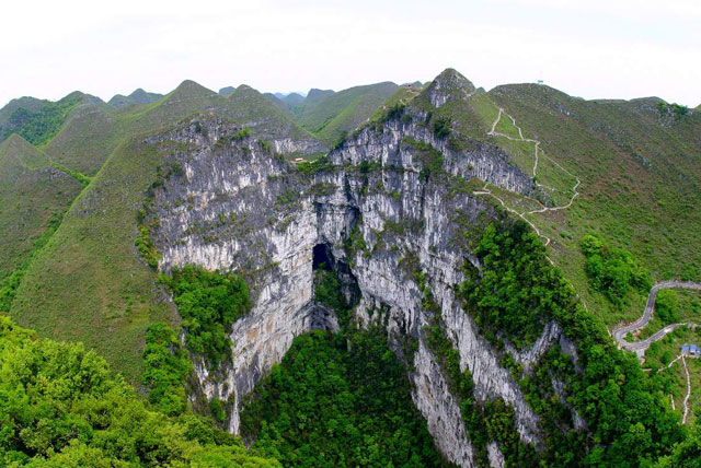 大石圍天坑群景區